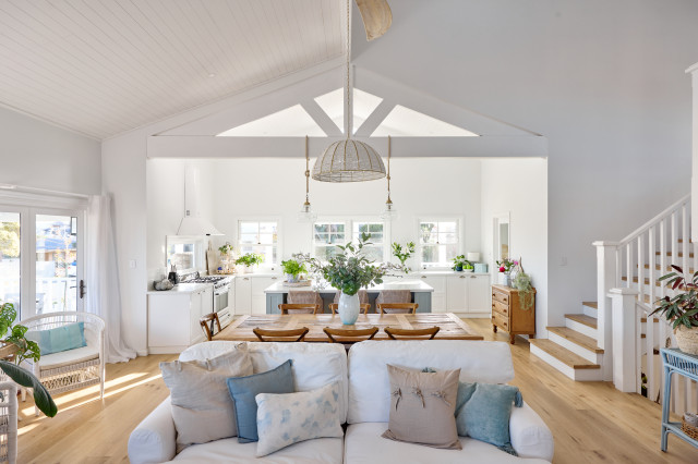 Hamptons Beach House beach-style-living-room