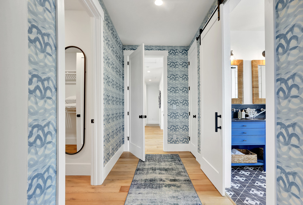 Home design - transitional home design idea