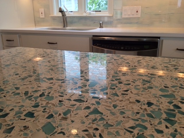 Inspiration for a transitional kitchen remodel in Boston
