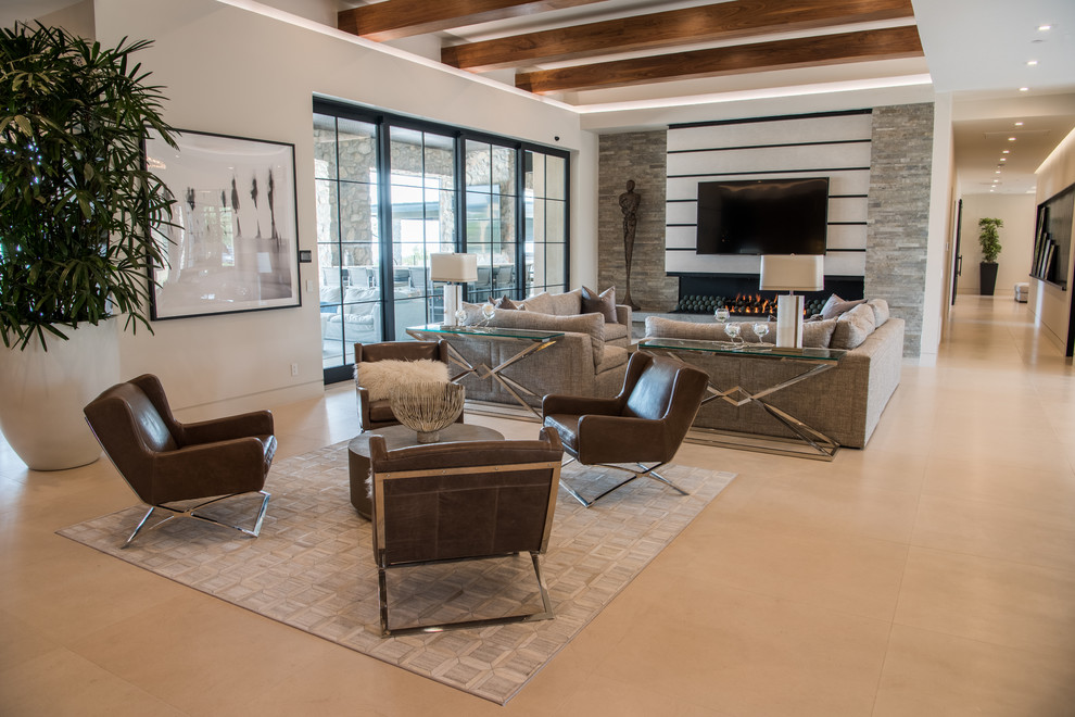 Photo of a transitional family room in Phoenix.