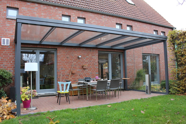 Terrassen-Überdachung Flachdach mit Glas - Minimalistisch - Terrasse