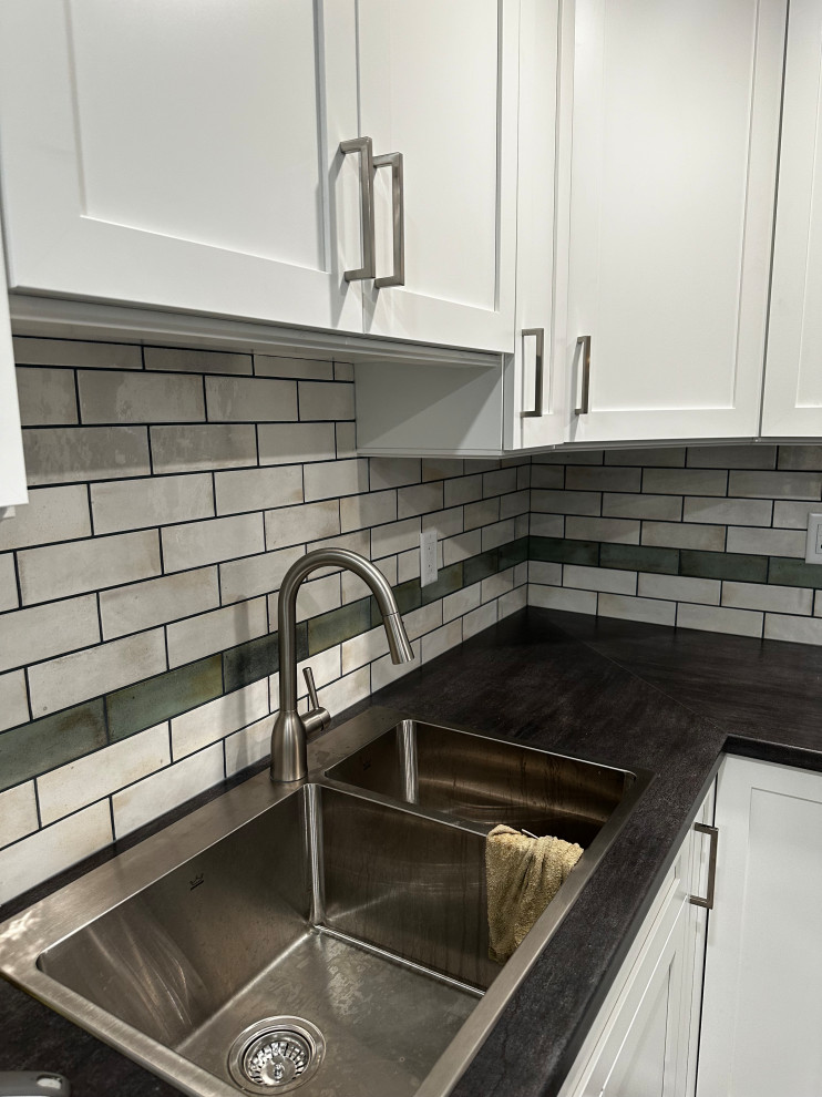 Smith Street - Kitchen