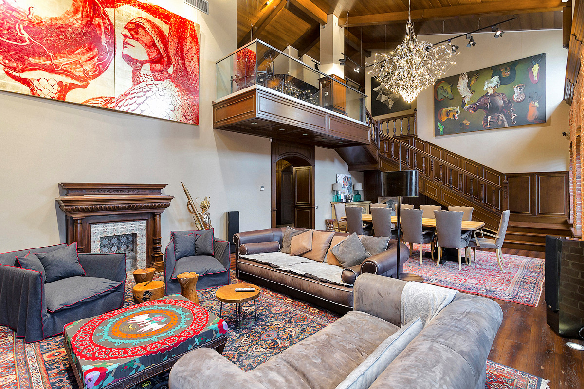 Двухуровневая квартира в Арбатских переулках