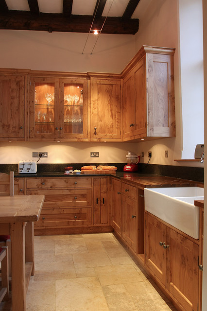 'Pippy Oak Classic' - Farmhouse - Kitchen - London - by ...