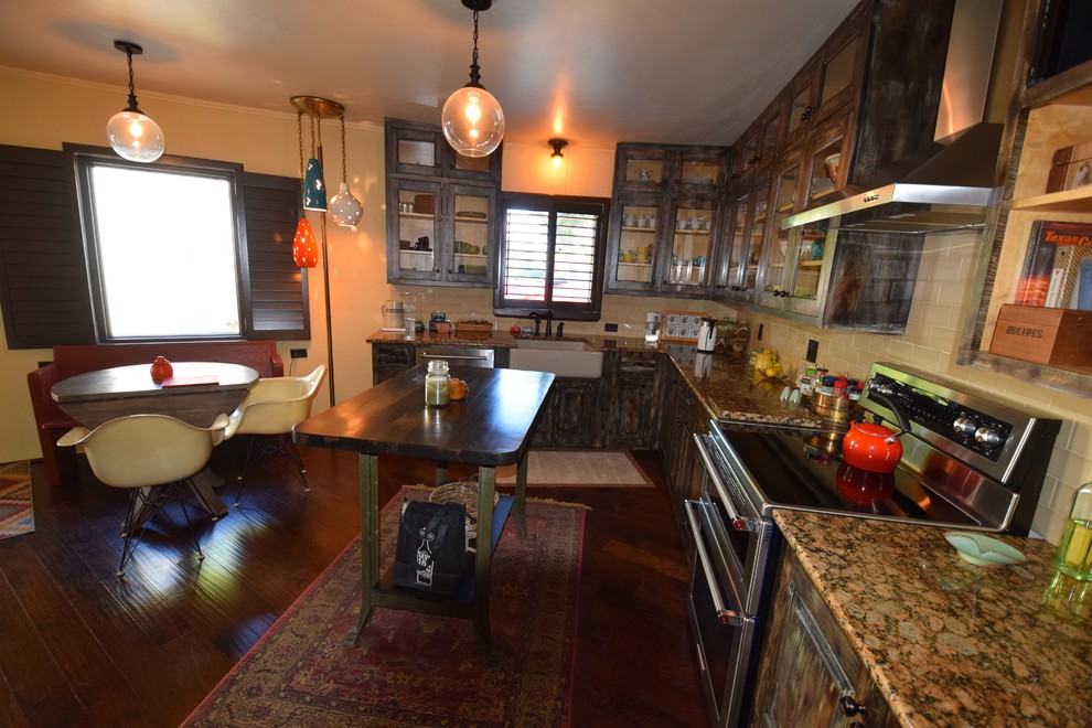 Mountain style kitchen photo in Austin