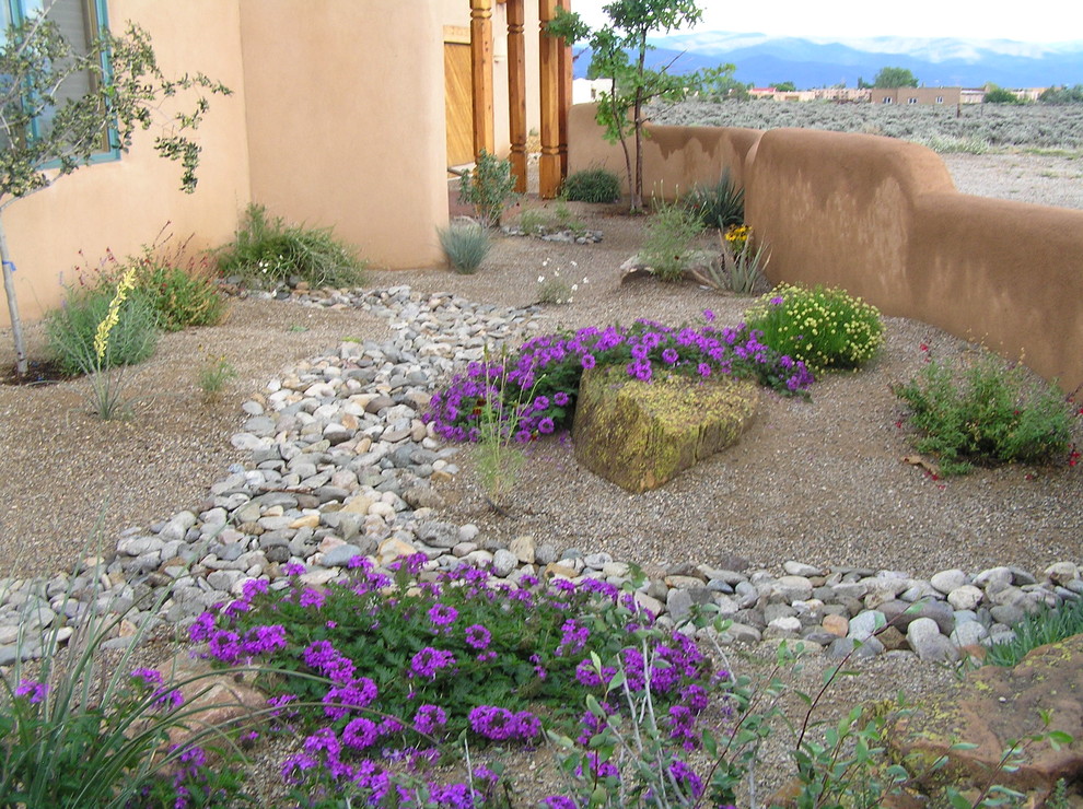 Custom Side Yard Xeriscape Landscape Albuquerque By Gecko