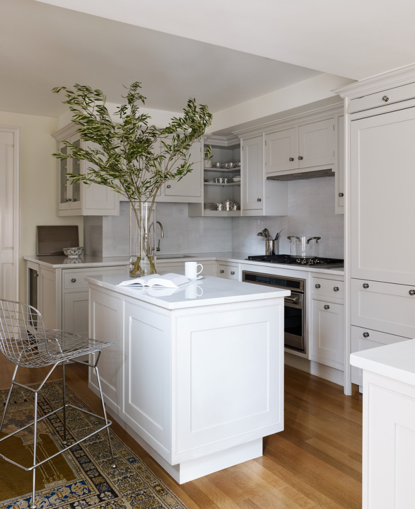 Transitional kitchen photo in New York