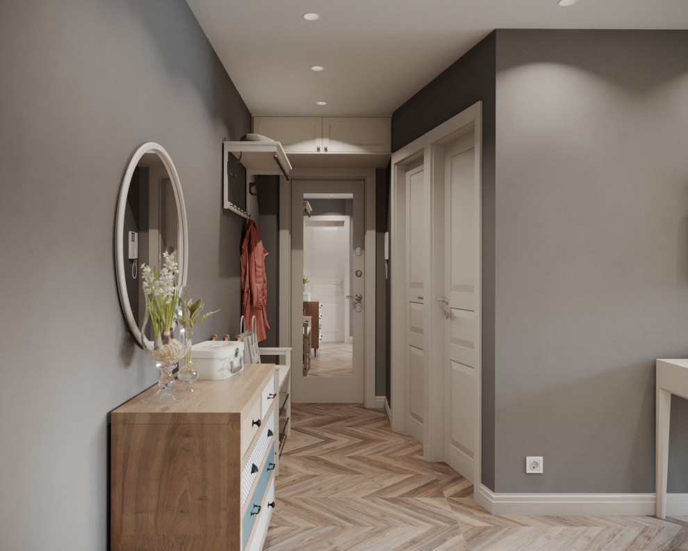 Apartment in old building, Dybenko street