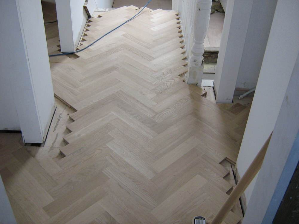 Hardwood parquet