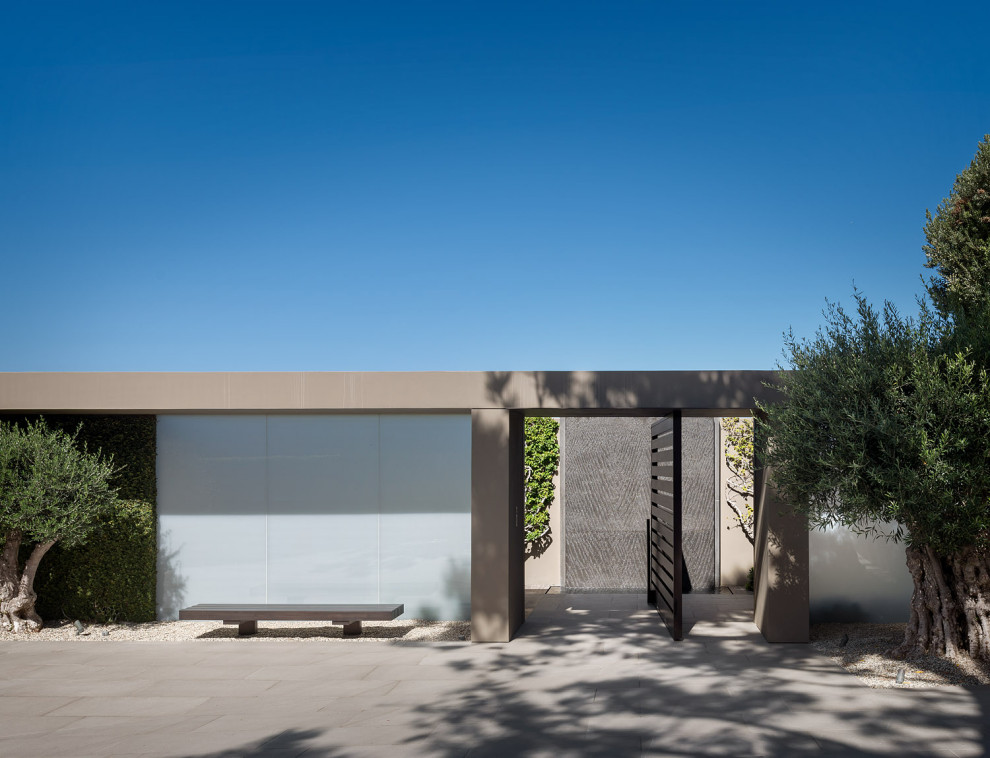Photo of a modern house exterior in San Diego.