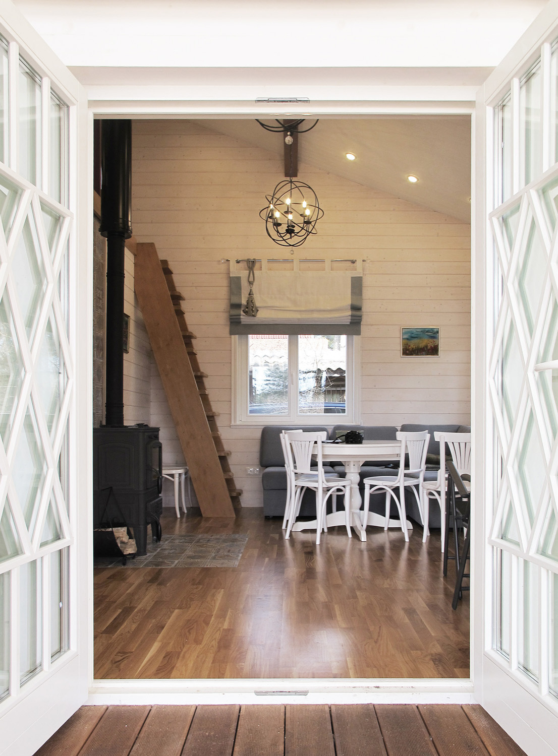 Одноэтажный загородный дом с баней