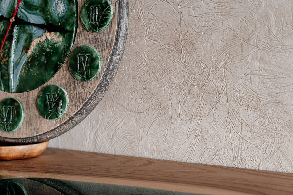 Авторская фактура декоративной штукатурки в квартире с террасой