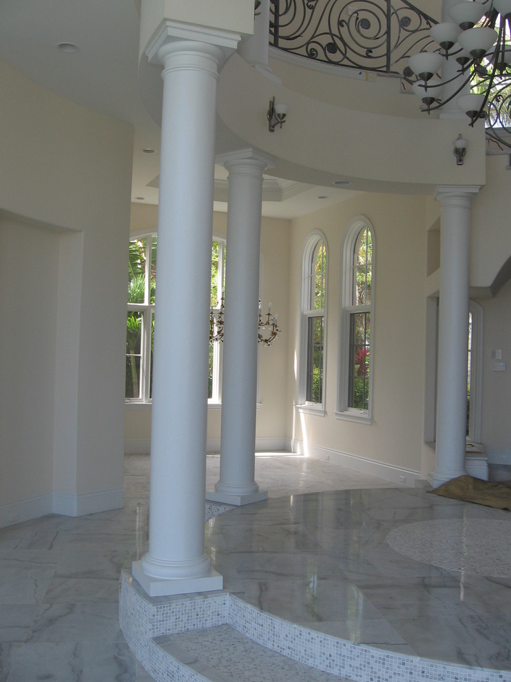 This is an example of a traditional entryway in Miami.