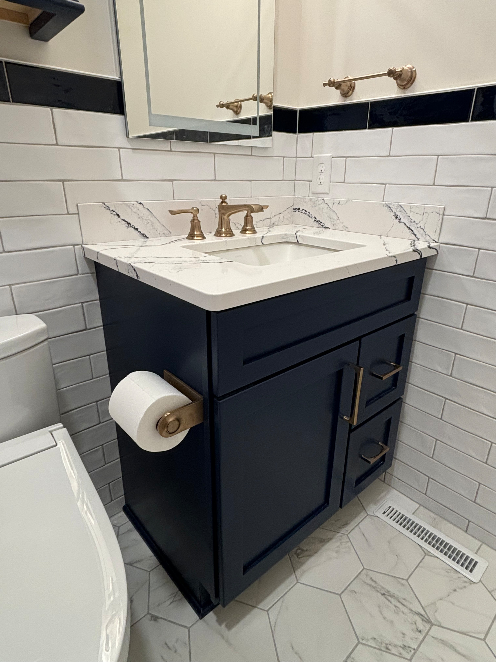 Guest Bathroom in Navy