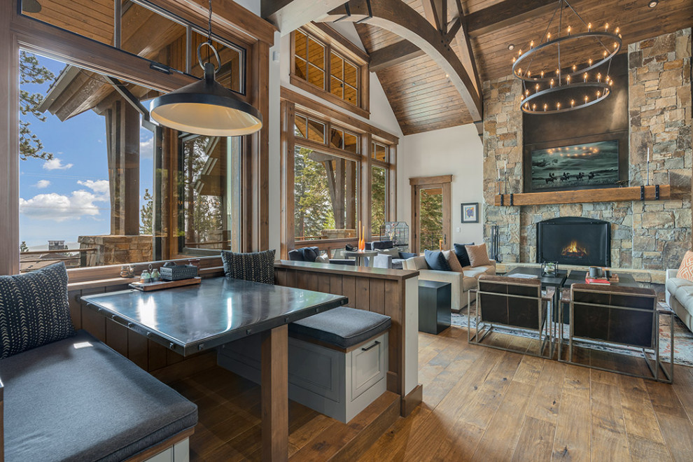 Breakfast Nook