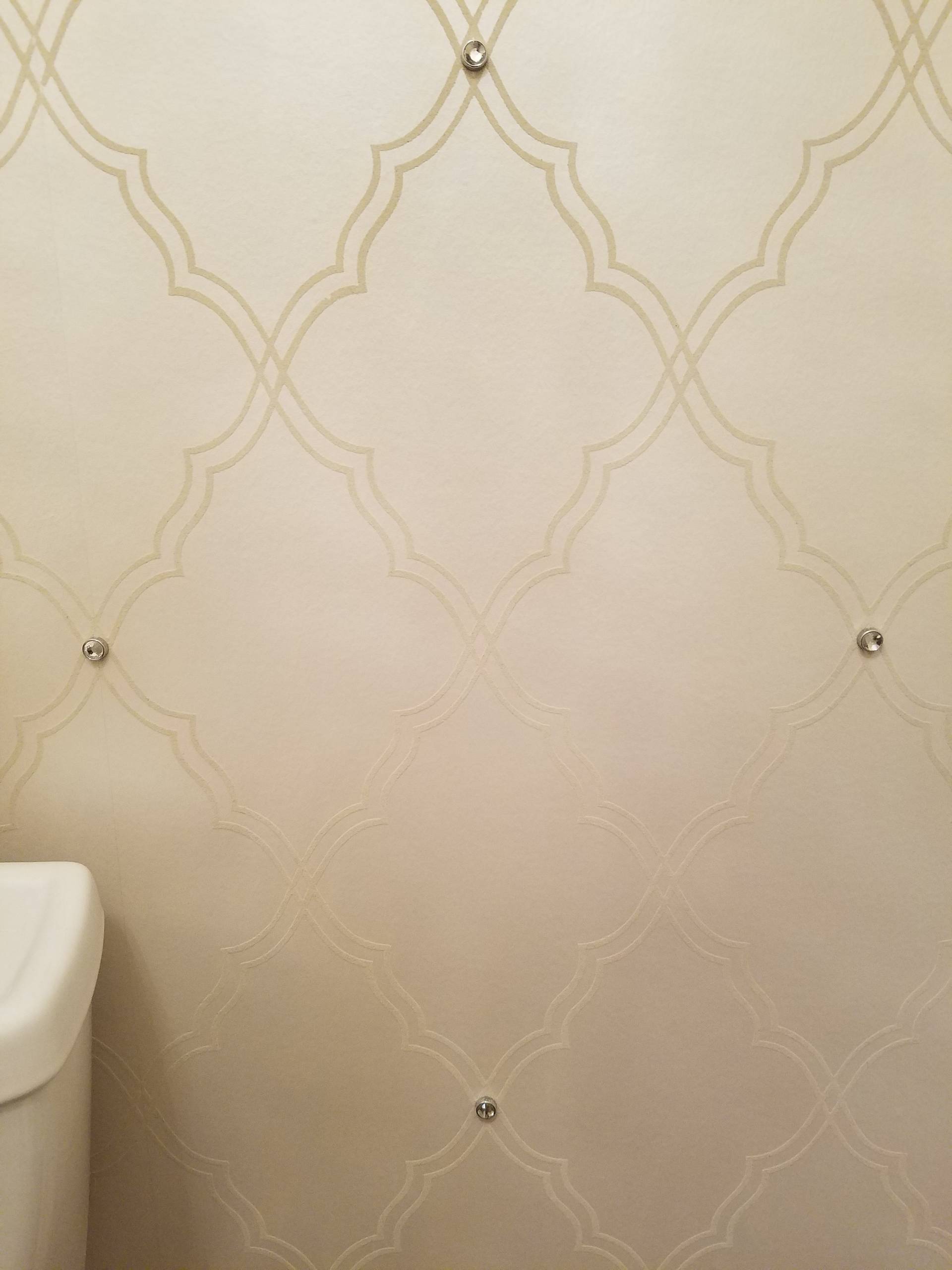 Wallpaper Install:Textural quatrefoil papered bathroom