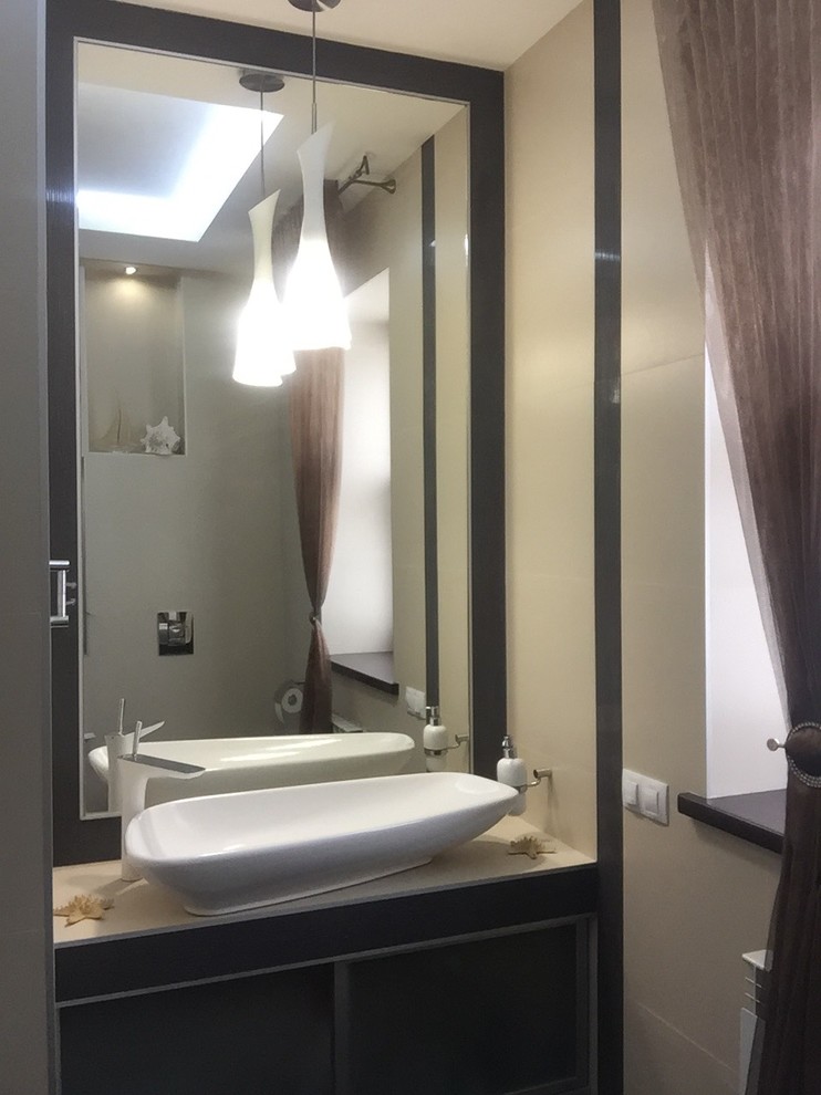 Гостевой санузел в интерьере СЕРЕБРО и ЗОЛОТО.