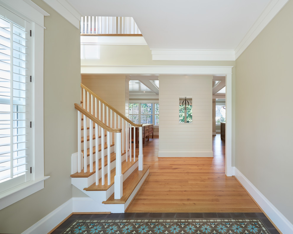 Elegant home design photo in DC Metro