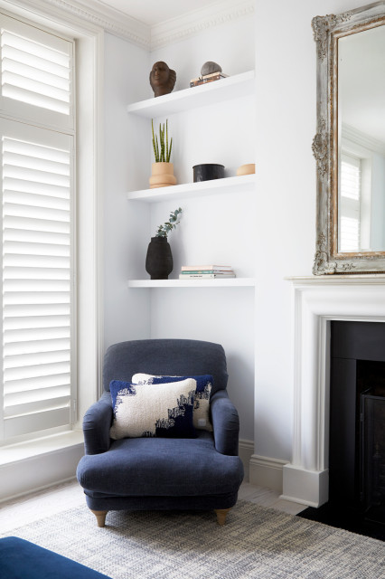 Born & Bred Studio - Master Period Bedroom, Kensington London contemporaneo-camera-da-letto