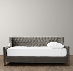 Devyn Tufted Daybed Devyn Tufted Daybed 