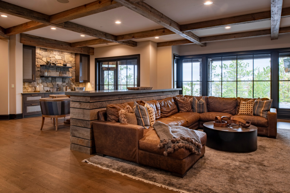 Design ideas for a country family room in Minneapolis.
