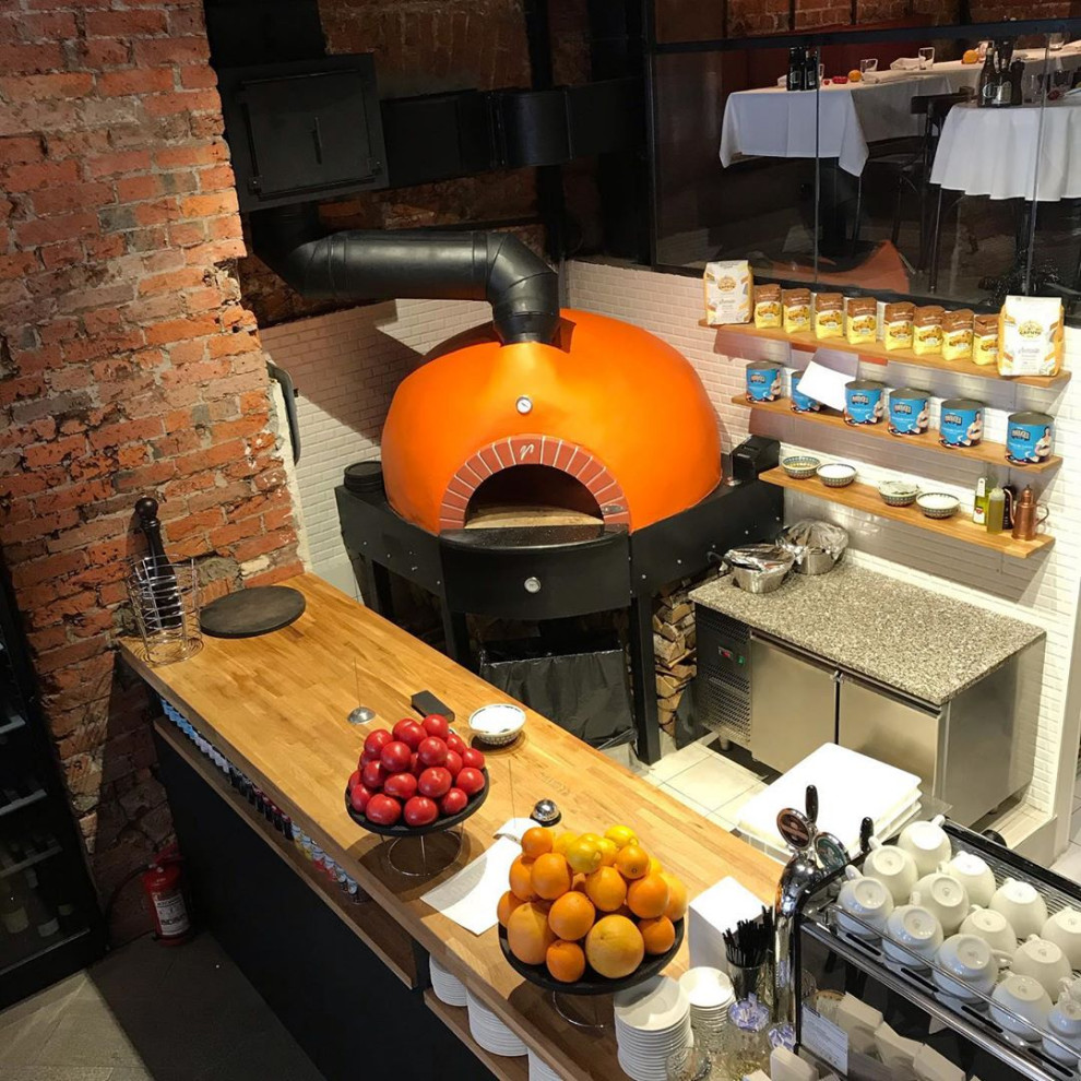 Пицца печь Valoriani для ресторана Solo Pizza & Pasta