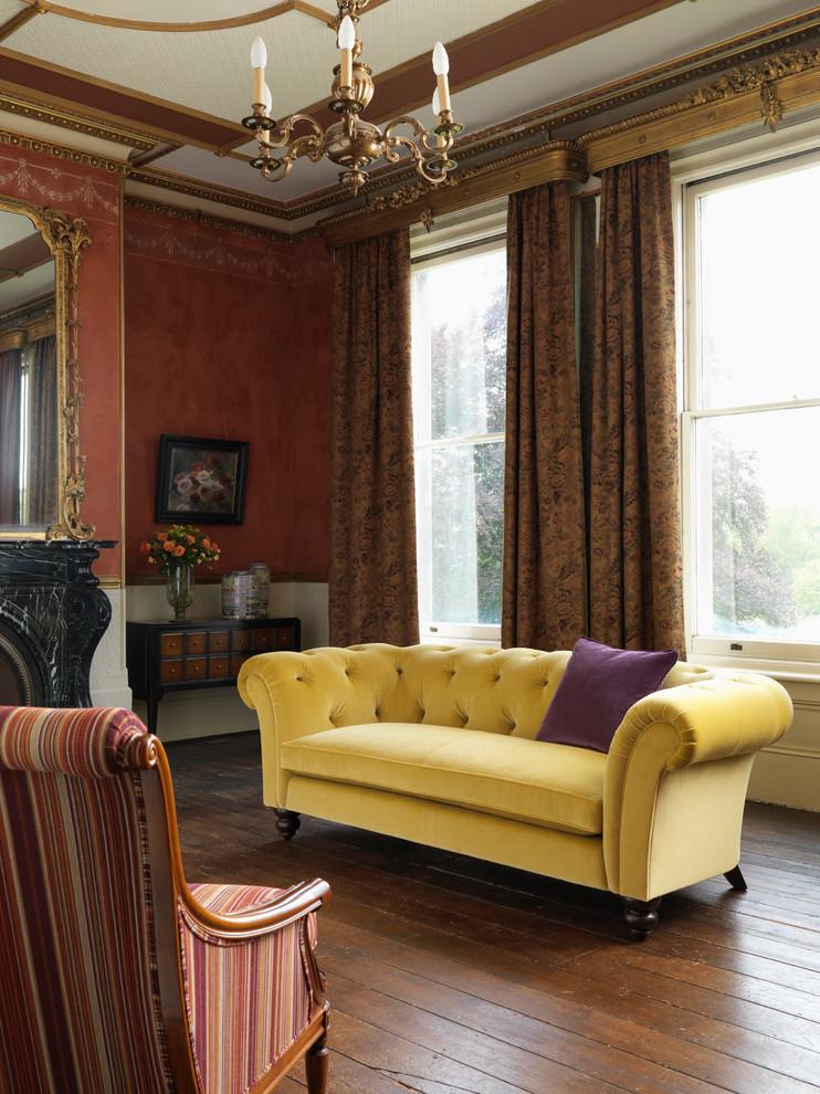 Luxurious Manor House Traditional Living Room Oxfordshire by
