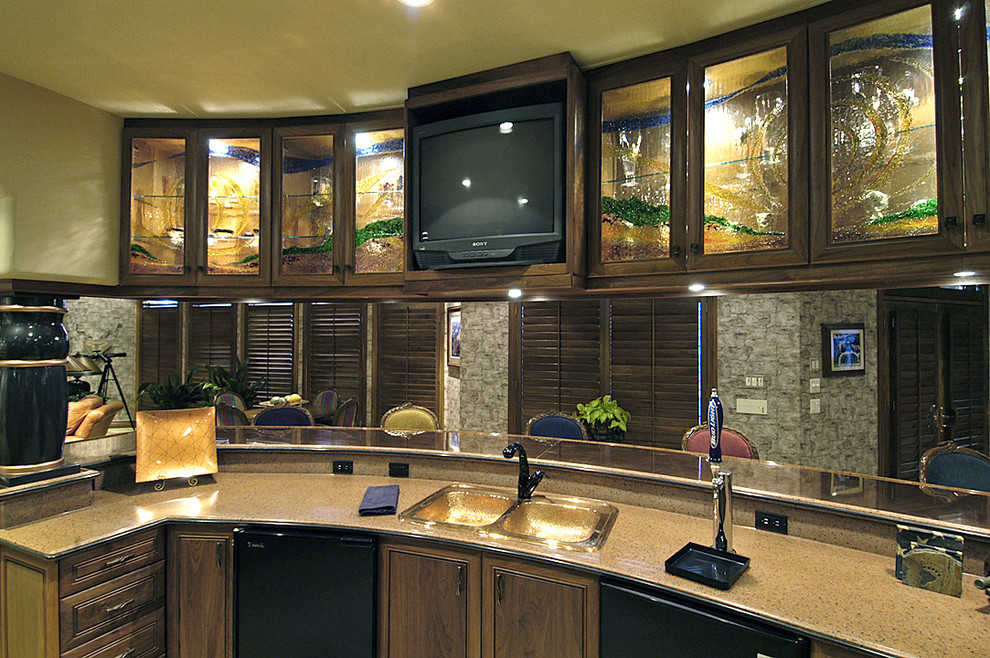 Photo of a mid-sized transitional home bar in Omaha.