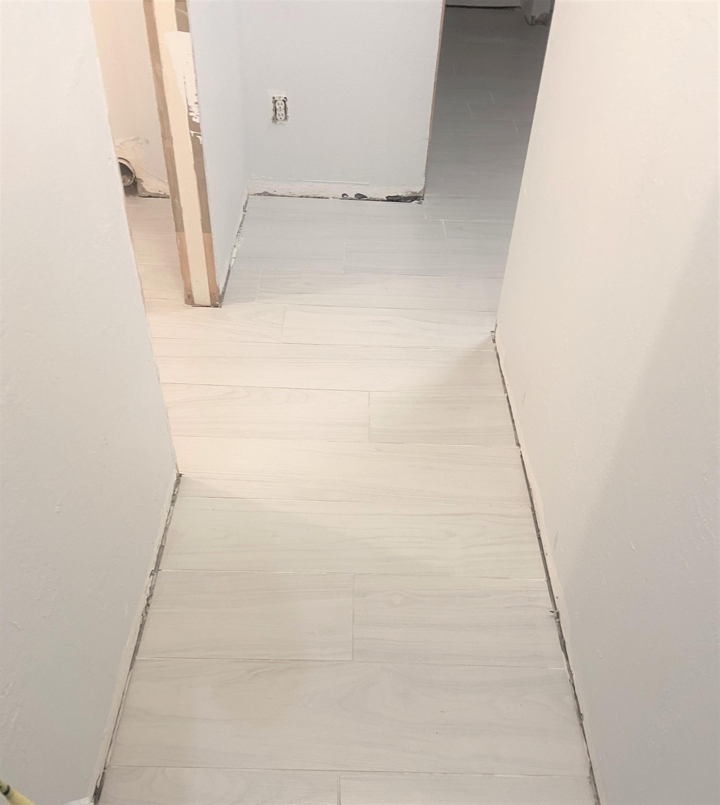 Large plank tile