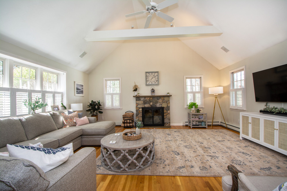 Duxbury Colonial