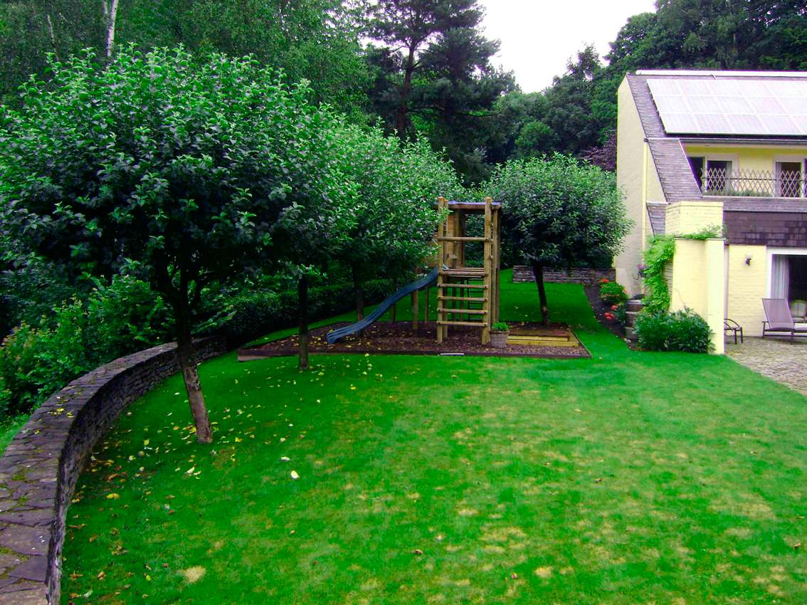 Ландшафтный дизайн фамильного жилища