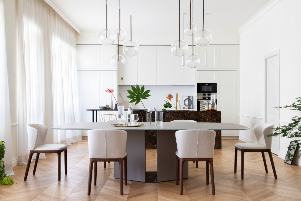 Inspiration for a contemporary dining room remodel in Milan