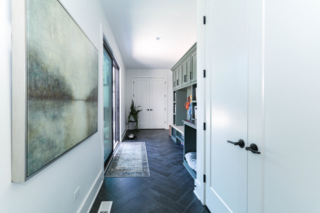 Modified Addison  |  Downtown Naperville, IL modern