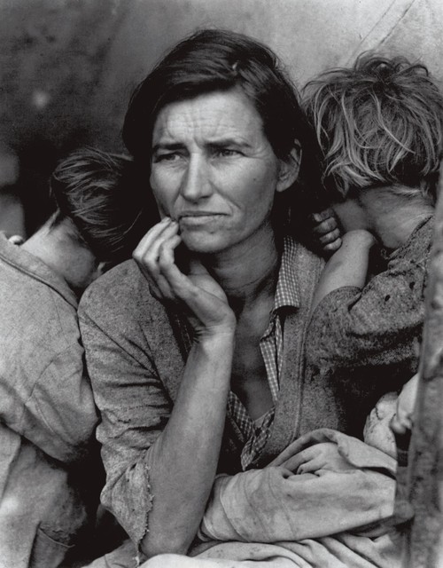 'Migrant Mother, Nipomo, California, 1936' by Dorothea Lange
