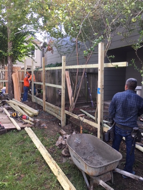 550' Perimeter Cedar Fence Replacement