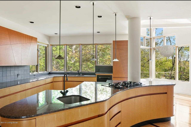 Valhalla View Drive modern-kueche