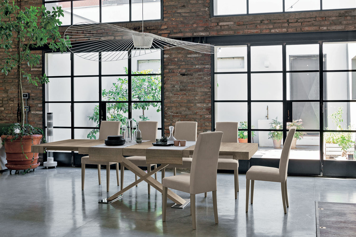 Итальянский обеденный стол Asterion в современном стиле | Target Point