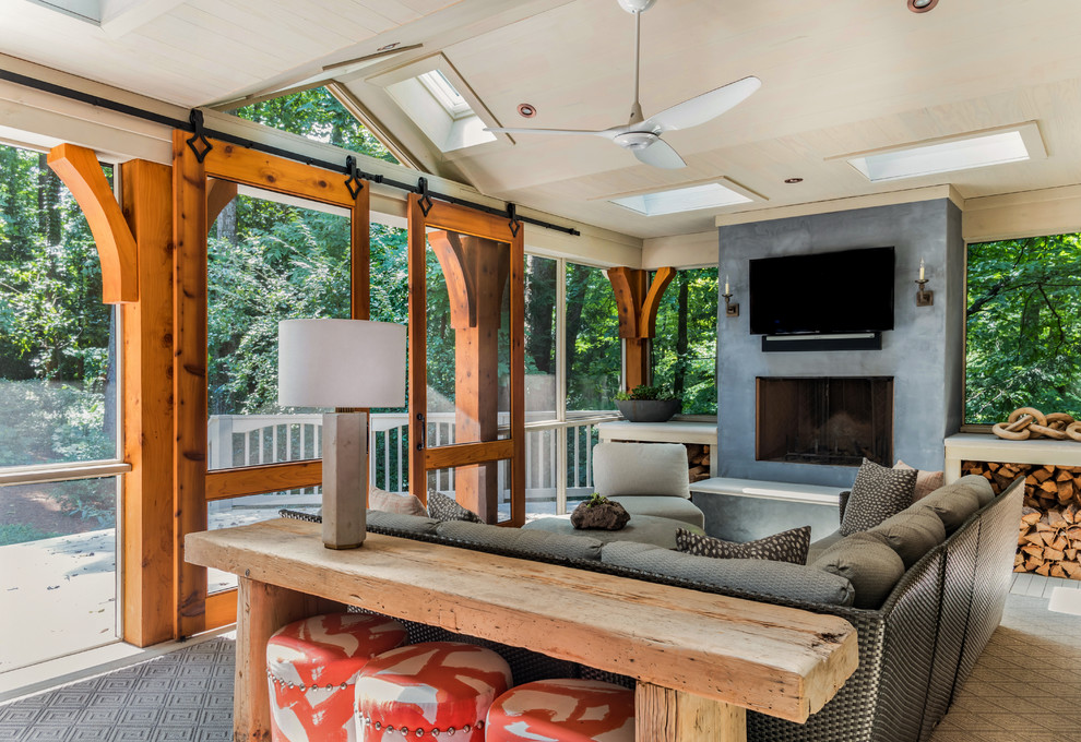 This is an example of a transitional verandah in Atlanta.