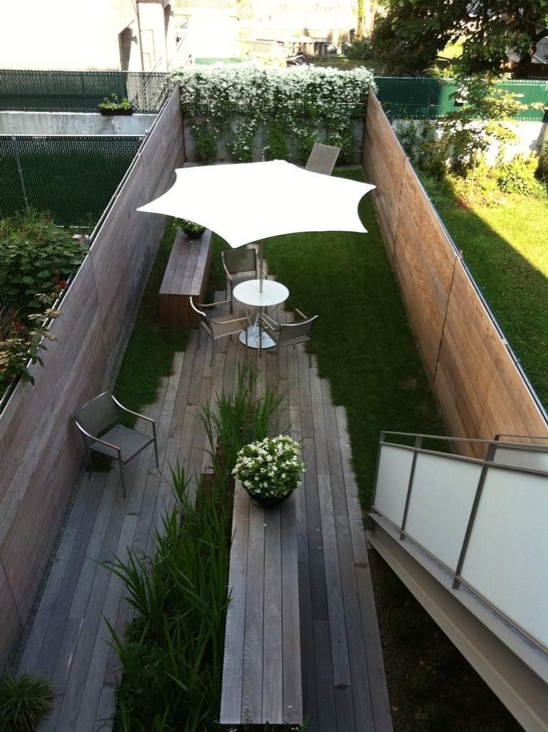 Narrow Townhouse Garden