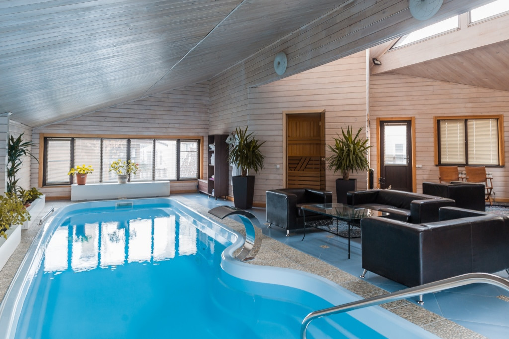 Бассейн в поселке Холм's (Челябинская область)