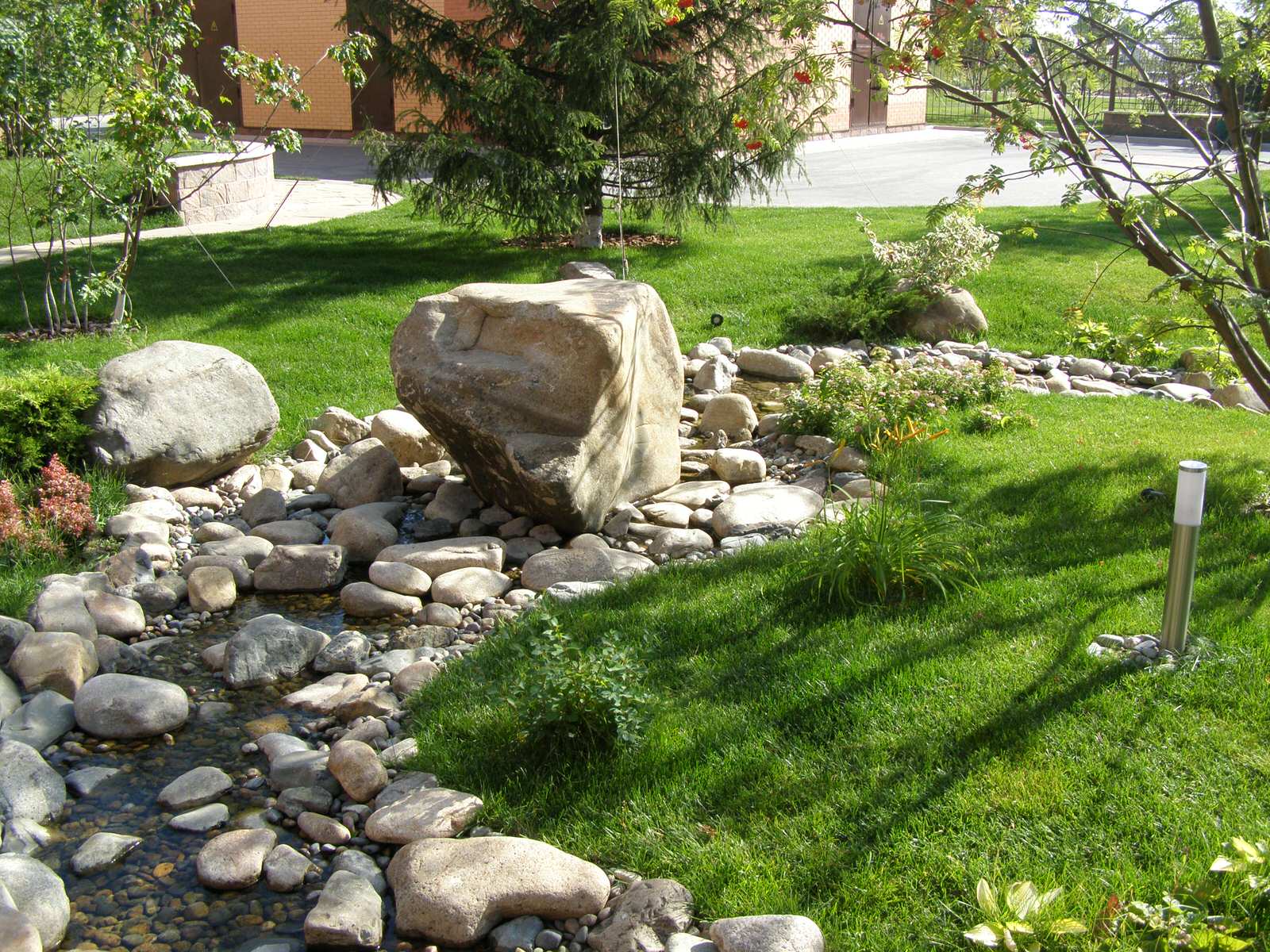 Ручей ЖК "Кедровый"