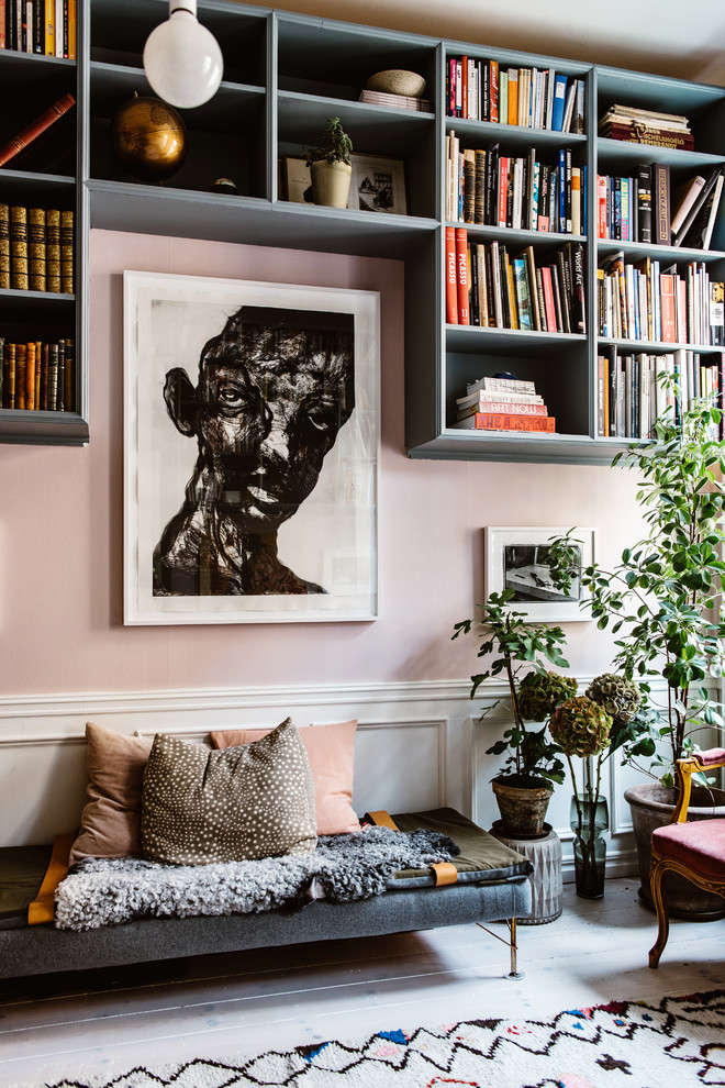 Inspiration for an eclectic home design remodel in Stockholm