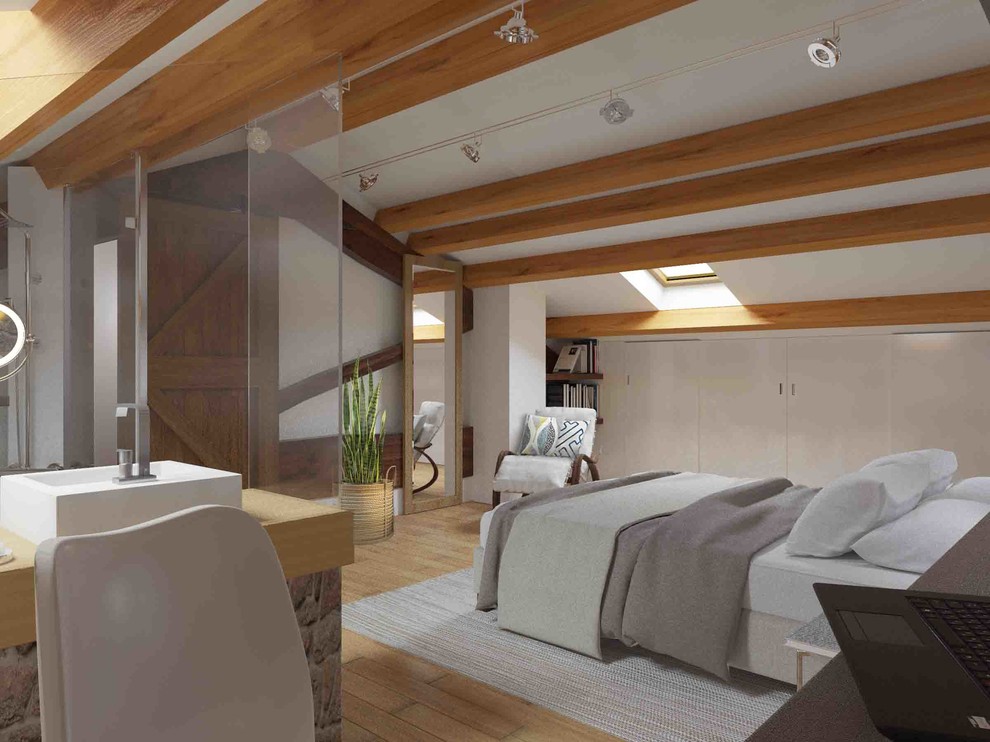 Chambre d'amis avec salle de bain attenante, sous les toits. Provence, France.