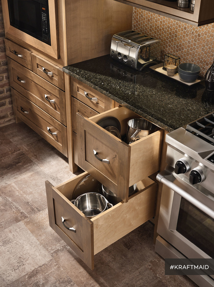 KraftMaid: Base Kitchen Cabinet Pots & Pans Storage