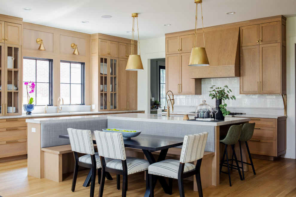 This is an example of a transitional kitchen in Chicago.
