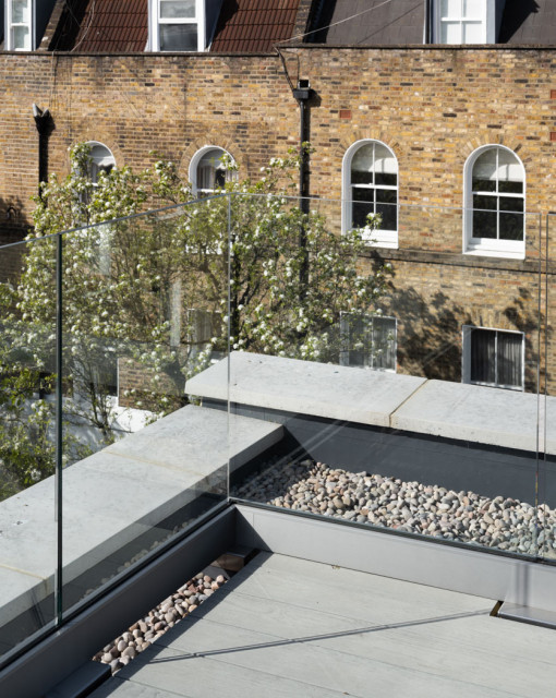 Islington House modern-deck