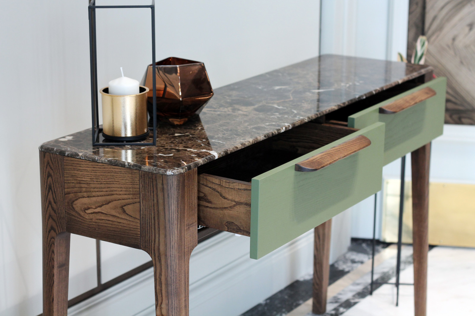 Консоль Toffee