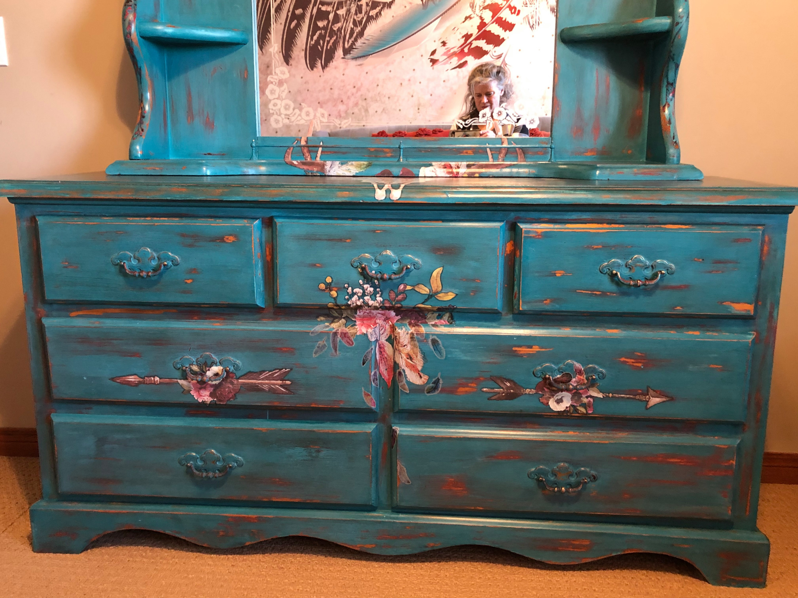 Old Dresser