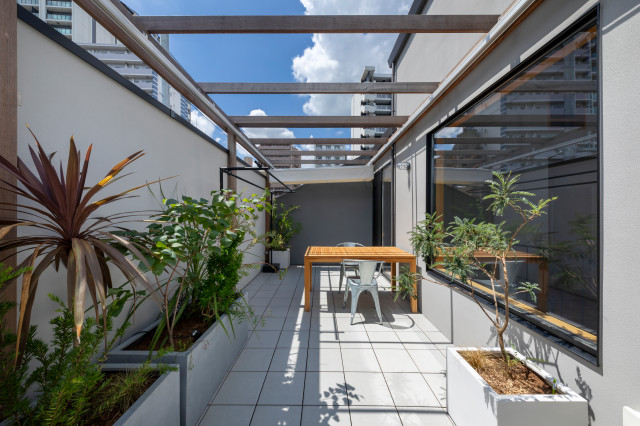 凸凸天井の住宅（防火地域） skandinavisch-balkon