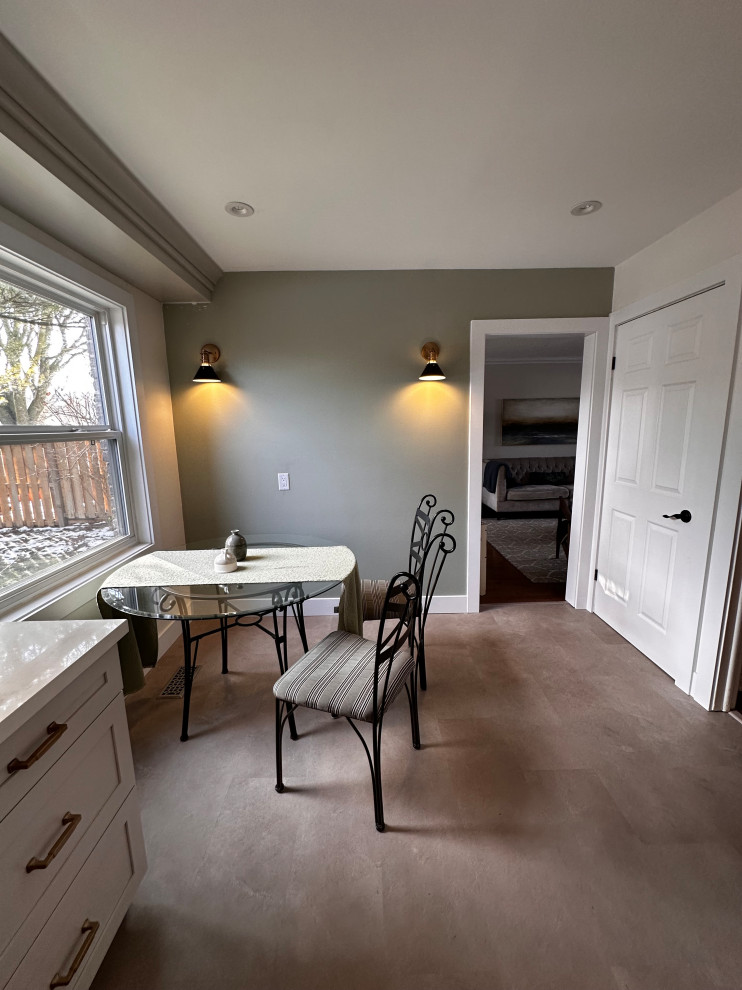 Spencer Crescent - Elegant Kitchen Remodel